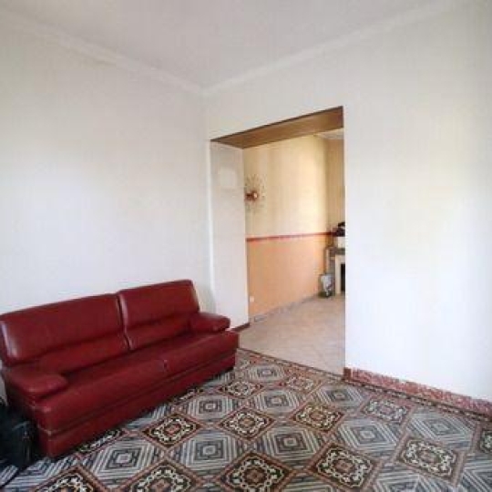  SUD MEDITERRANEE IMMOBILIER : House | CERET (66400) | 121 m2 | 158 000 € 