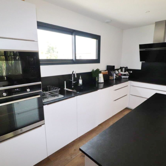  KIOSK TRANSACTIONS : House | VILLELONGUE-DE-LA-SALANQUE (66410) | 122 m2 | 413 000 € 