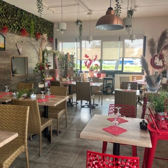  KIOSK TRANSACTIONS : Local / Bureau | ELNE (66200) | 100 m2 | 143 000 € 