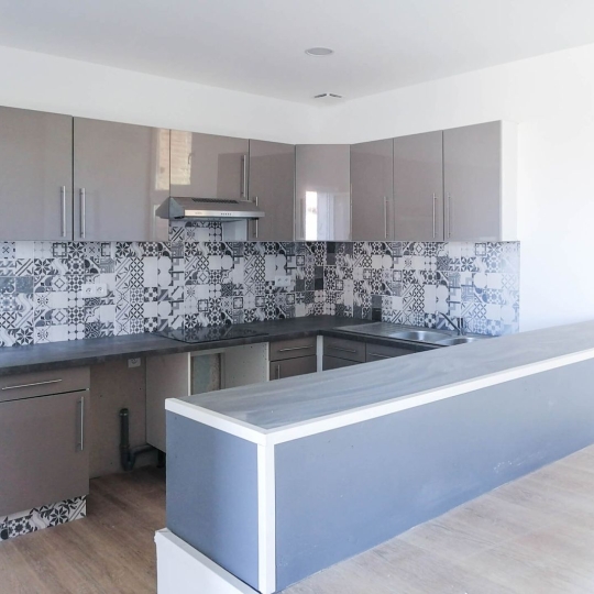  KIOSK TRANSACTIONS : Domain / Estate | VILLENEUVE-LA-RIVIERE (66610) | 1 000 m2 | 955 000 € 