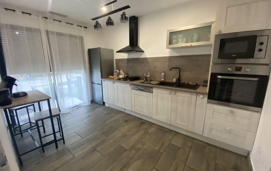 KIOSK TRANSACTIONS : House | SAINT-ESTEVE (66240) | 97 m2 | 327 600 € 