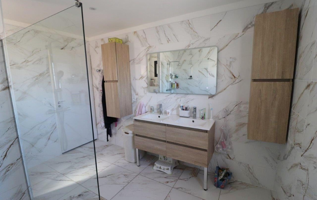 KIOSK TRANSACTIONS : House | VILLELONGUE-DE-LA-SALANQUE (66410) | 110 m2 | 349 000 € 