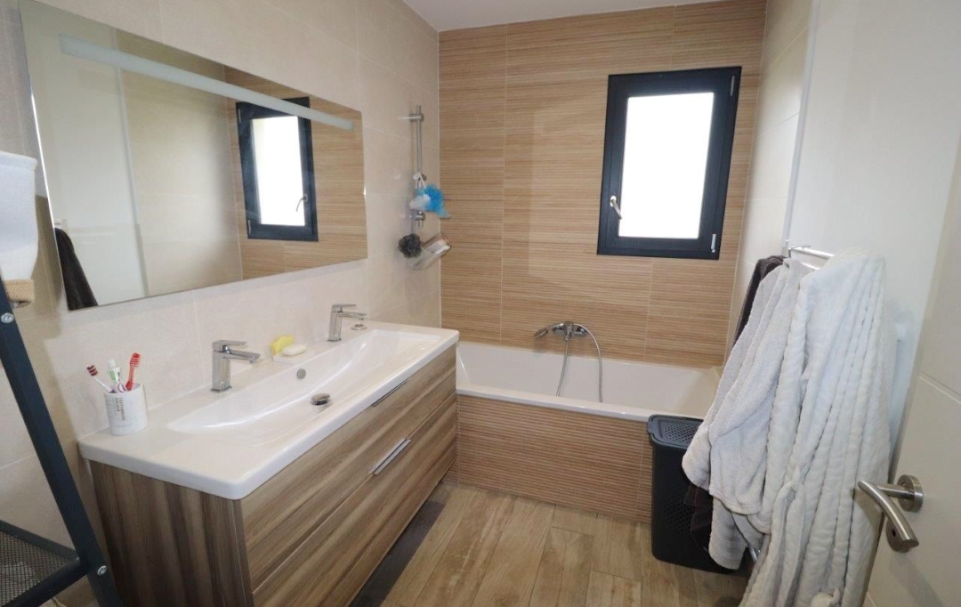 KIOSK TRANSACTIONS : House | VILLELONGUE-DE-LA-SALANQUE (66410) | 122 m2 | 413 000 € 