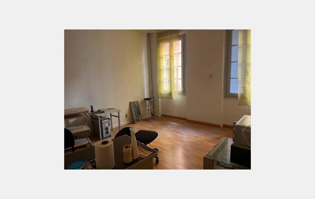 KIOSK TRANSACTIONS : Immeuble | PERPIGNAN (66000) | 140 m2 | 220 000 € 