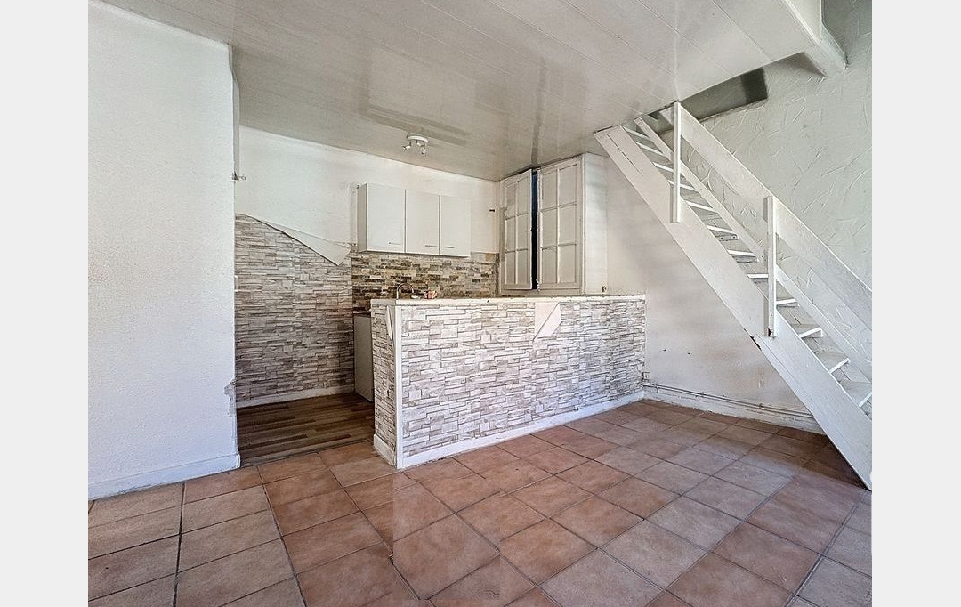 KIOSK TRANSACTIONS : Immeuble | PERPIGNAN (66000) | 180 m2 | 138 000 € 
