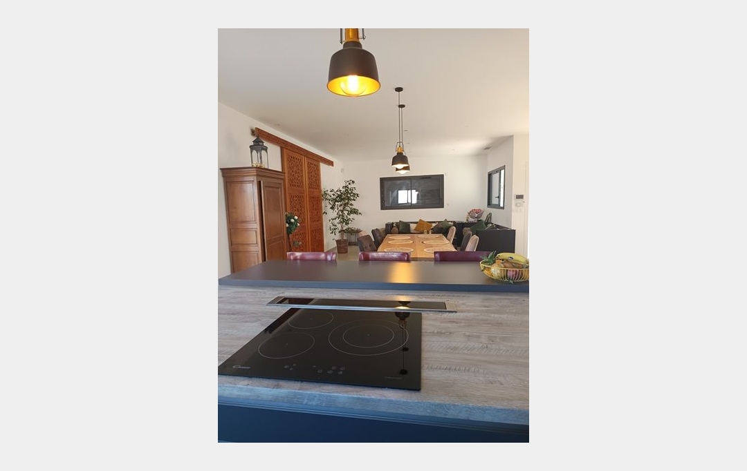 KIOSK TRANSACTIONS : Maison / Villa | TORREILLES (66440) | 260 m2 | 672 000 € 