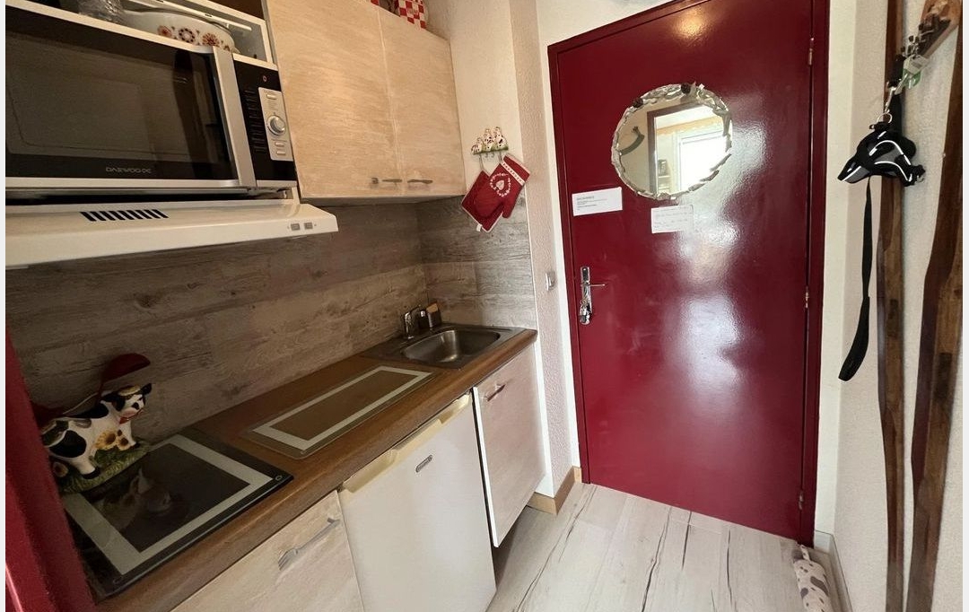 KIOSK TRANSACTIONS : Apartment | LES ANGLES (66210) | 13 m2 | 68 000 € 