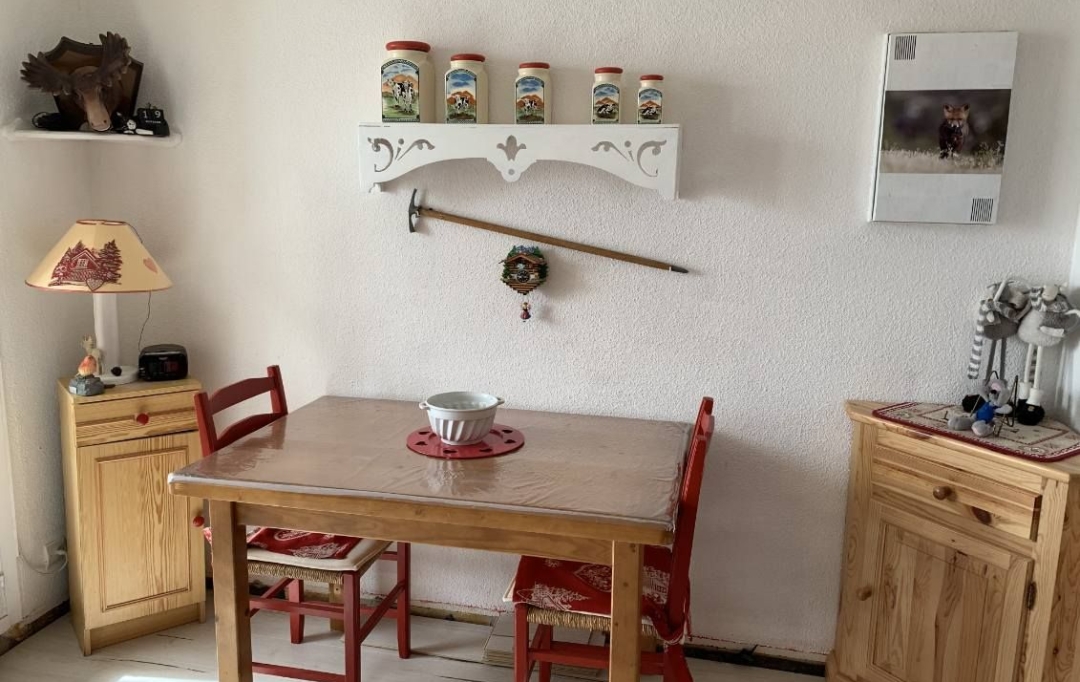 KIOSK TRANSACTIONS : Apartment | LES ANGLES (66210) | 13 m2 | 68 000 € 