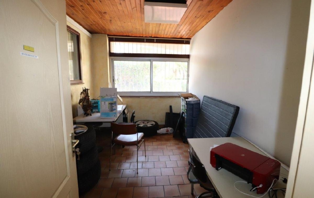 KIOSK TRANSACTIONS : Local / Bureau | PERPIGNAN (66000) | 174 m2 | 145 000 € 